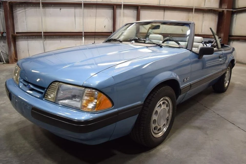 1990 Ford Mustang 3rd Gen - Image 3 of 20