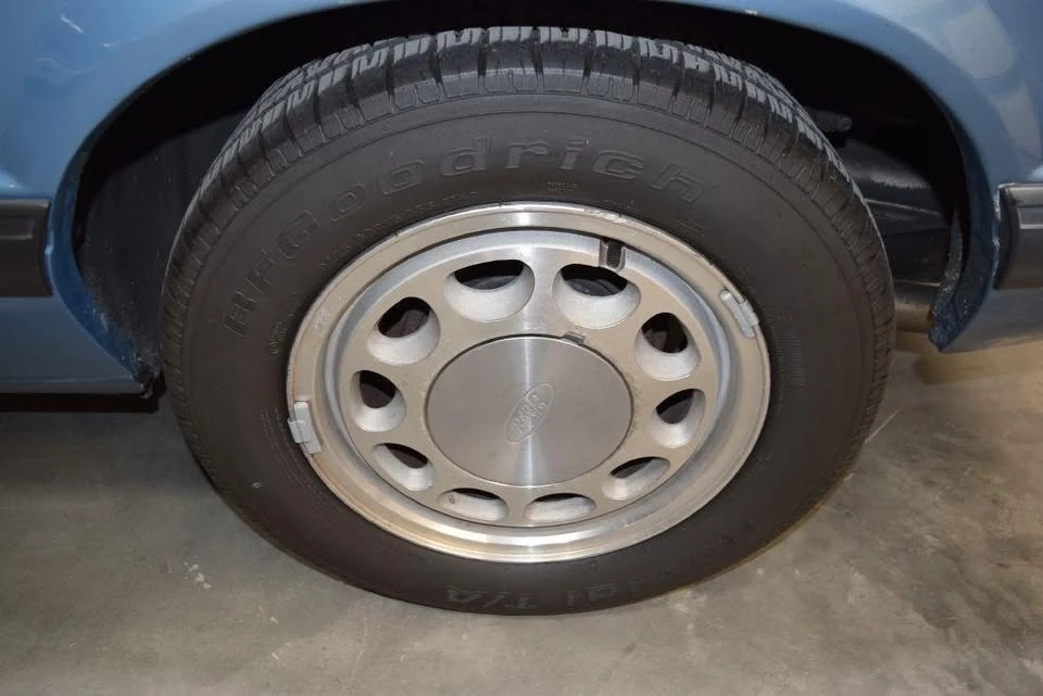 1990 Ford Mustang 3rd Gen - Image 13 of 20