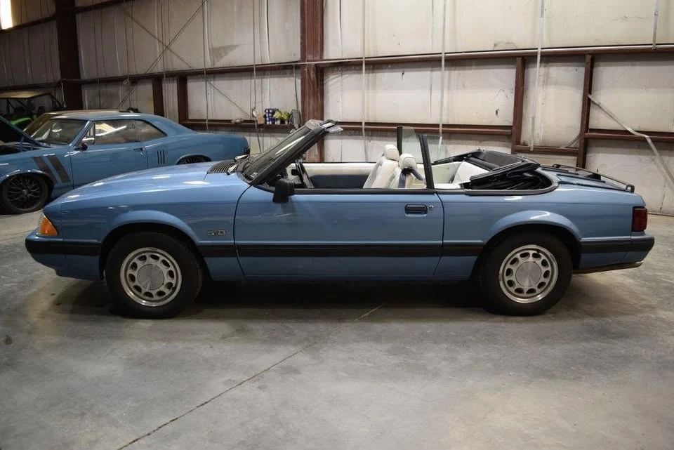 1990 Ford Mustang 3rd Gen - Image 4 of 20