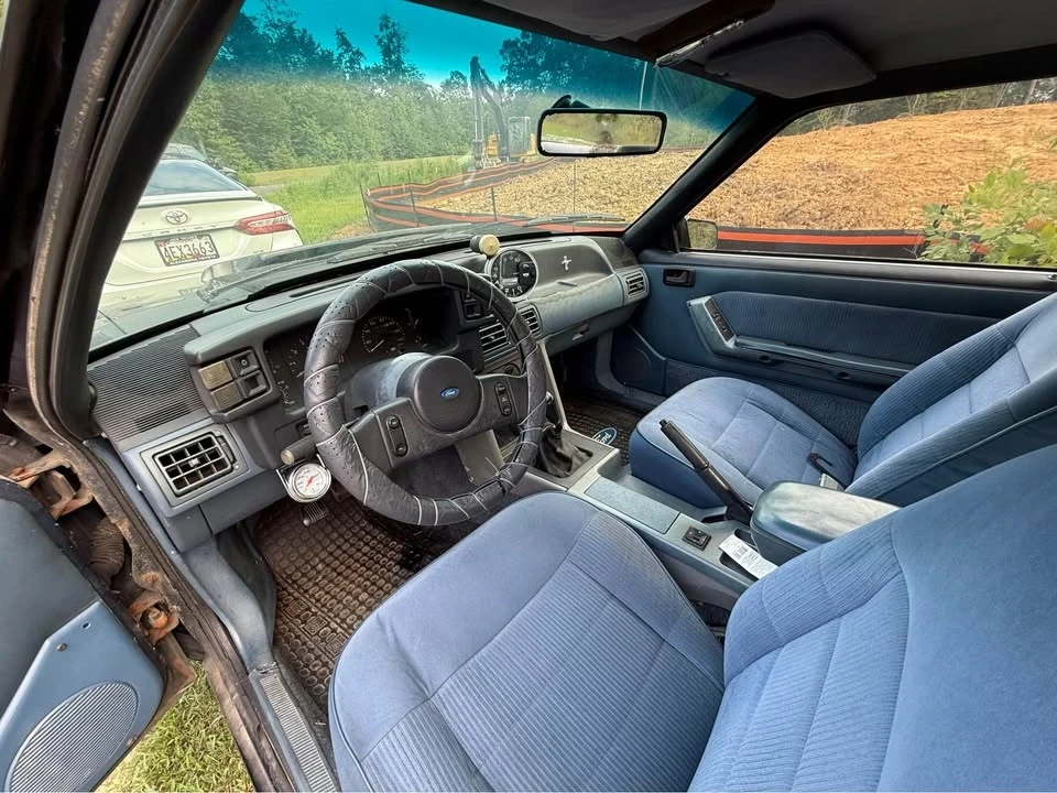 1990 Ford Mustang 3rd Gen - Image 3 of 4