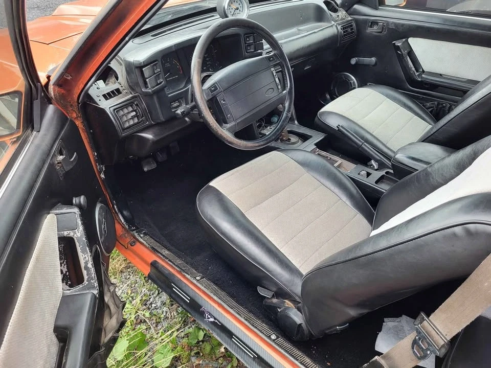 1990 Ford Mustang 3rd Gen - Image 3 of 4