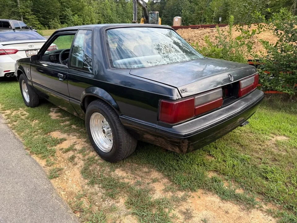 1990 Ford Mustang 3rd Gen - Image 2 of 4