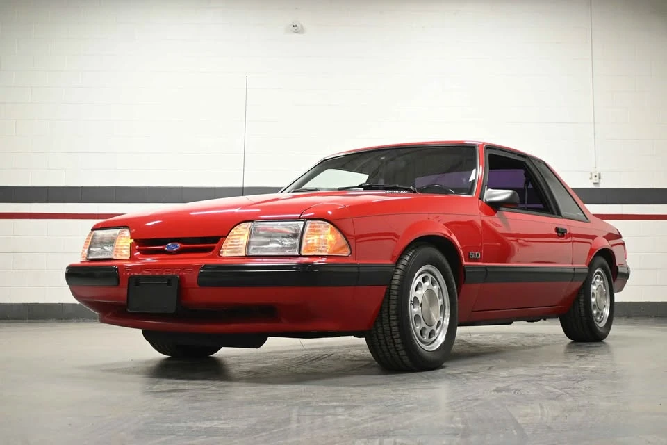 1990 Ford Mustang 3rd Gen - Image 4 of 21