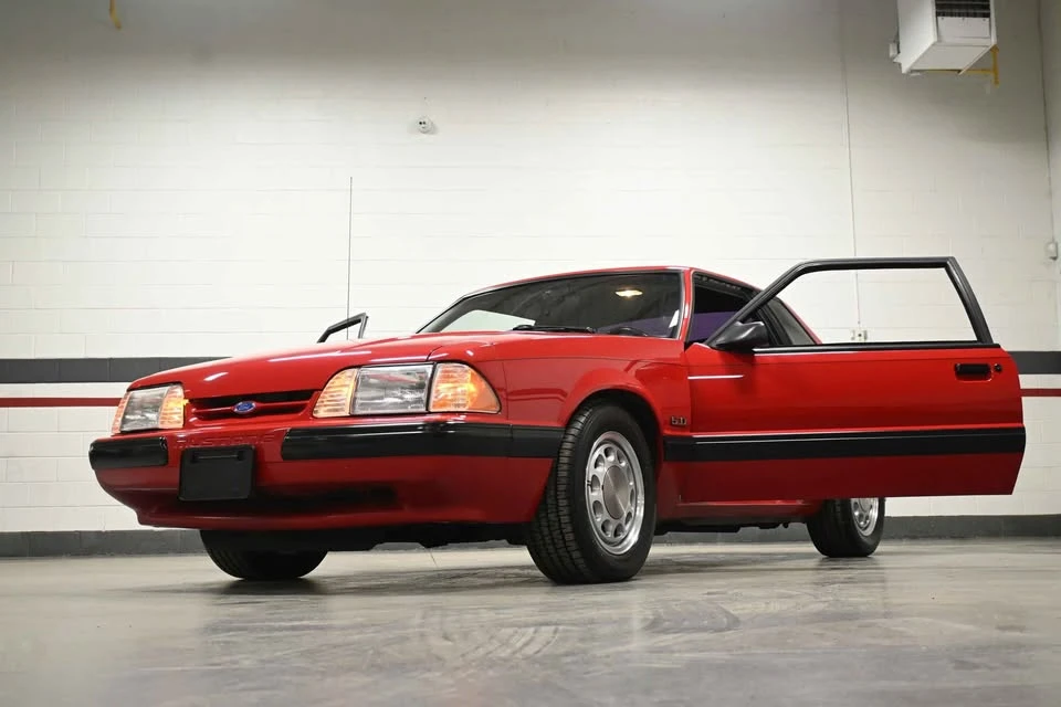 1990 Ford Mustang 3rd Gen - Image 5 of 21