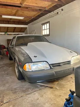 1990 Ford Mustang