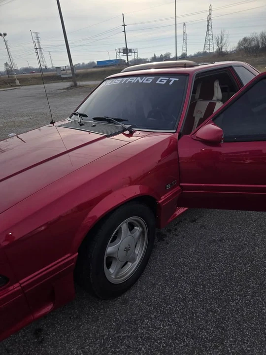 1990 Ford Mustang GT 3rd Gen - Image 2 of 8