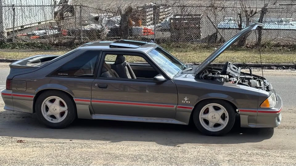 1990 Ford Mustang GT 3rd Gen - Image 9 of 17