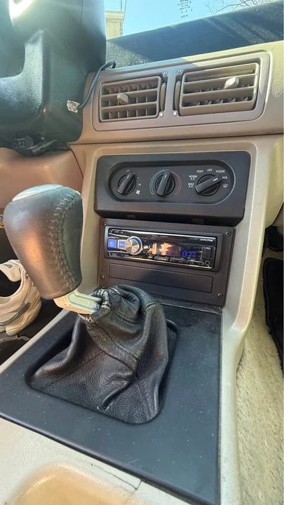 1990 Ford Mustang GT 3rd Gen - Image 18 of 19
