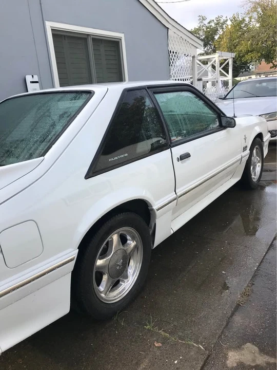 1990 Ford Mustang GT 3rd Gen - Image 2 of 9