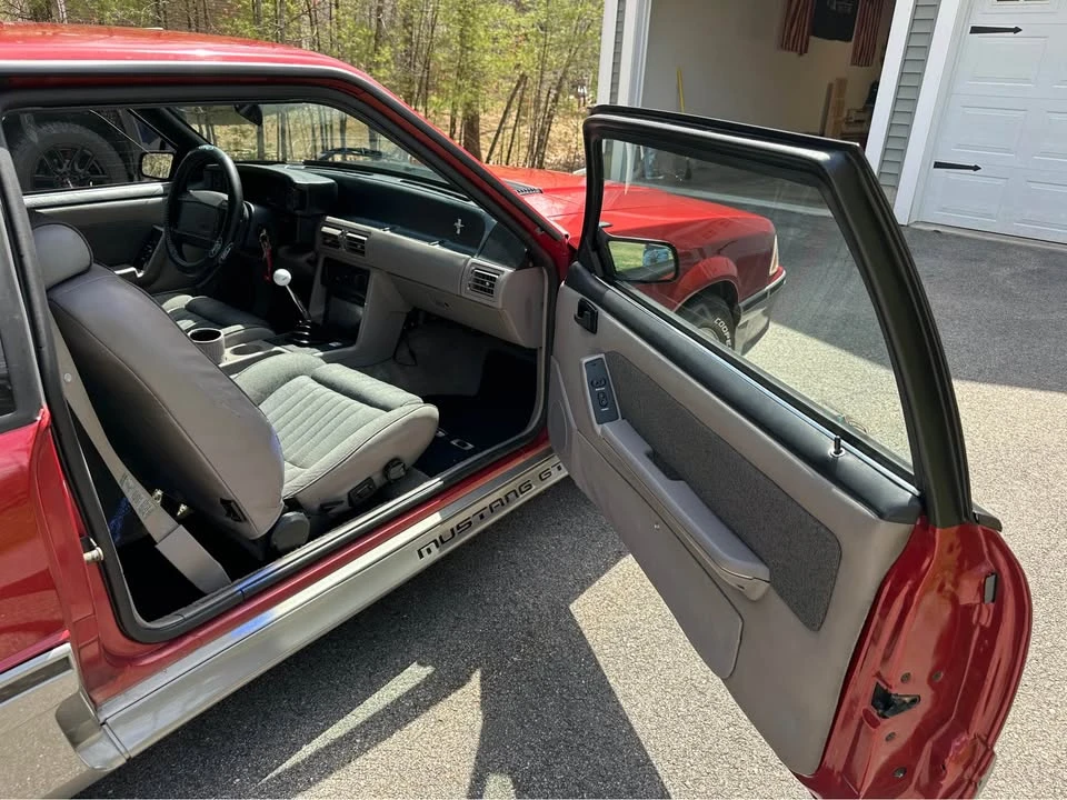 1990 Ford Mustang GT 3rd Gen - Image 5 of 12