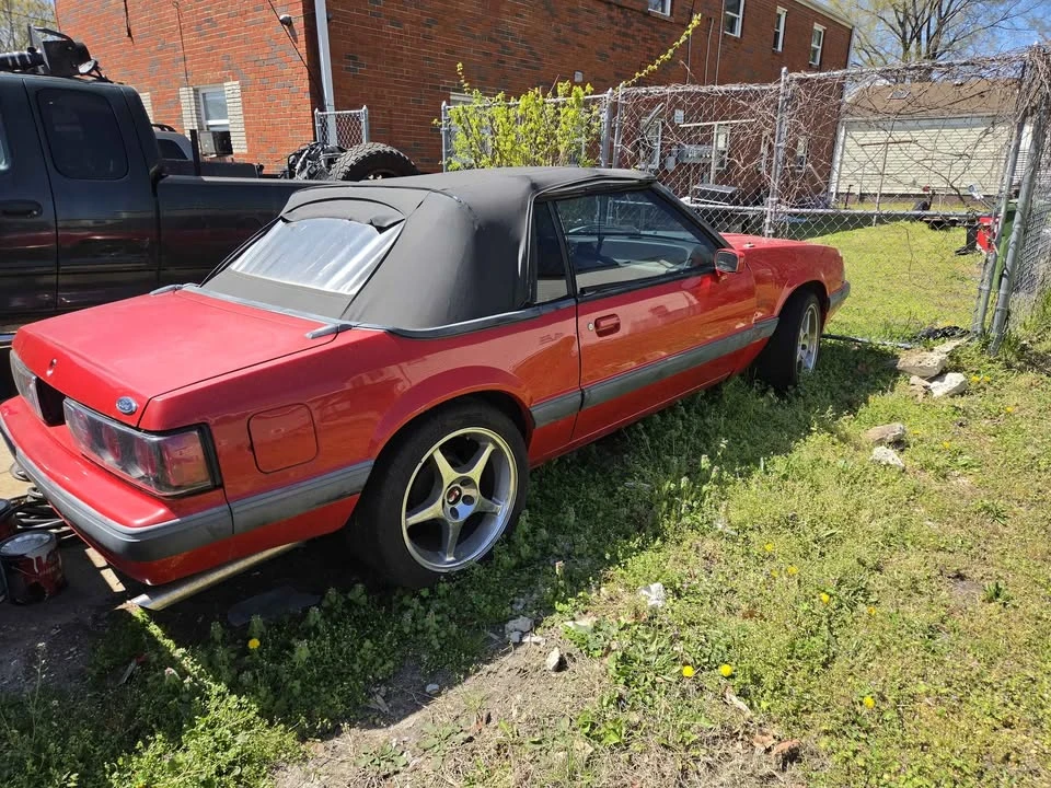 1990 Ford Mustang 3rd Gen - Image 2 of 4