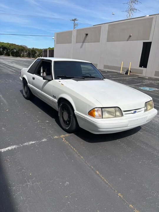 1990 Ford Mustang 3rd Gen - Image 2 of 9