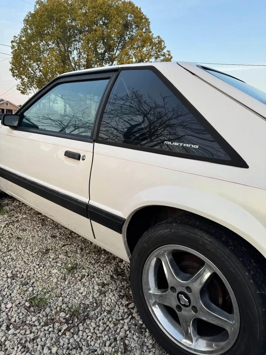 1990 Ford Mustang 3rd Gen - Image 2 of 11