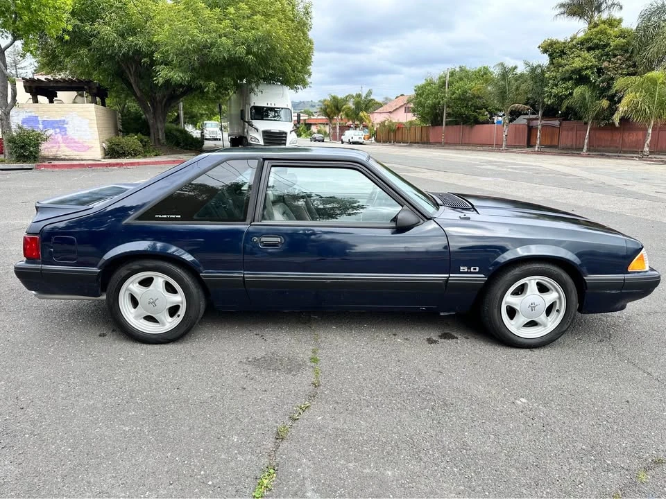 1990 Ford Mustang 3rd Gen - Image 4 of 11