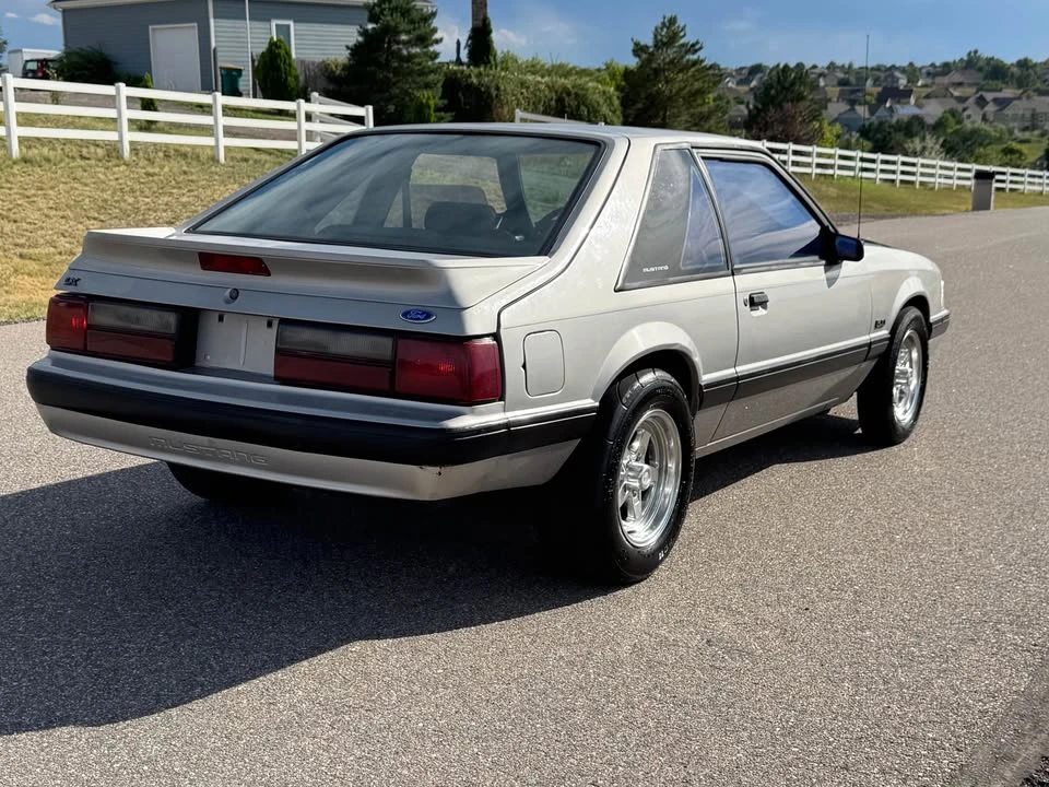 1990 Ford Mustang 3rd Gen - Image 5 of 16