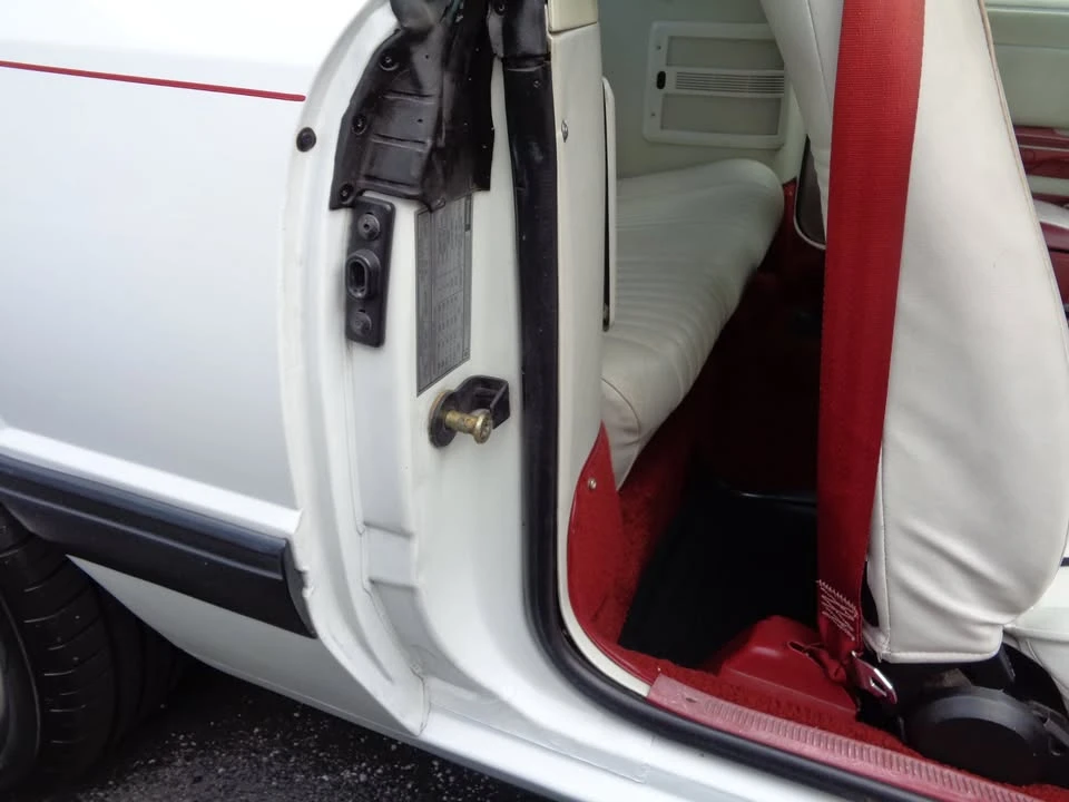 1990 Ford Mustang 3rd Gen - Image 7 of 12