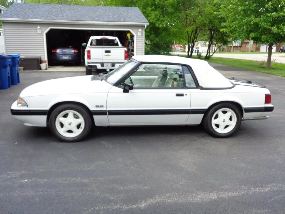 1990 Ford Mustang 3rd Gen - Image 3 of 12