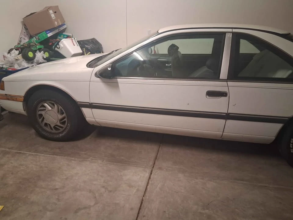1990 Ford Thunderbird 10th Gen - Image 6 of 6