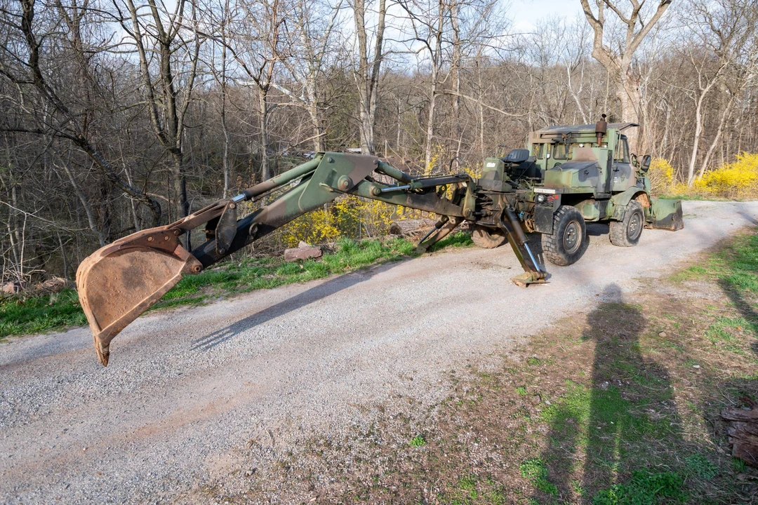 1990 Mercedes-Benz Unimog - Image 12 of 31