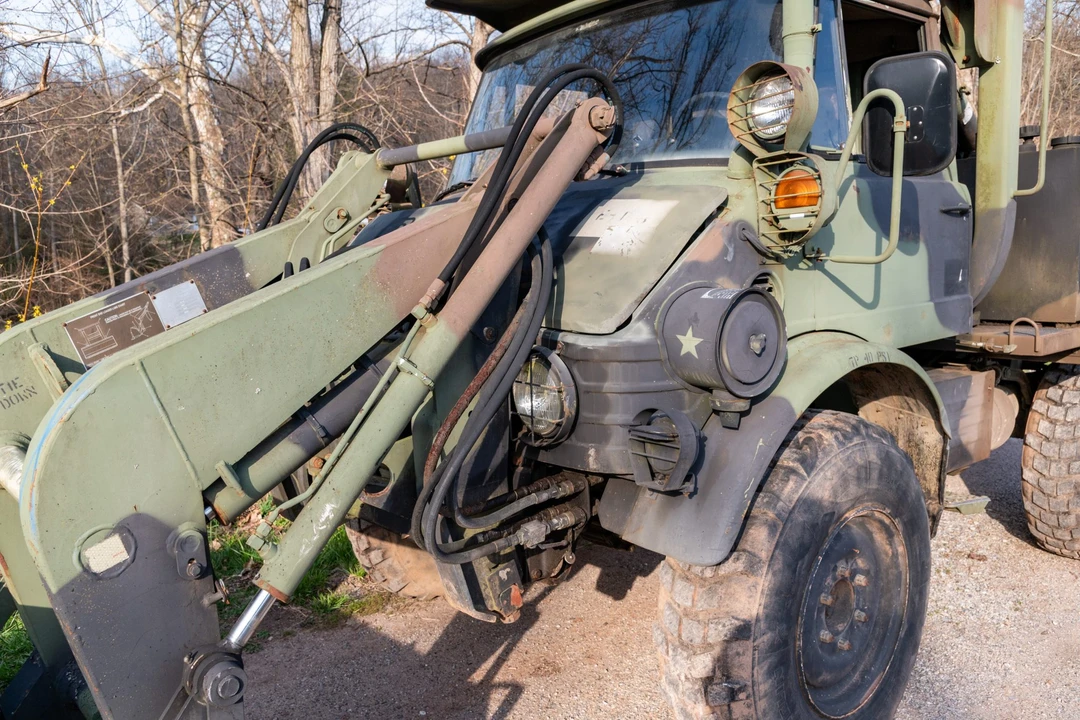 1990 Mercedes-Benz Unimog - Image 22 of 31