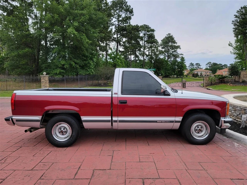 1990 GMC C/K 3rd Gen - Image 3 of 31