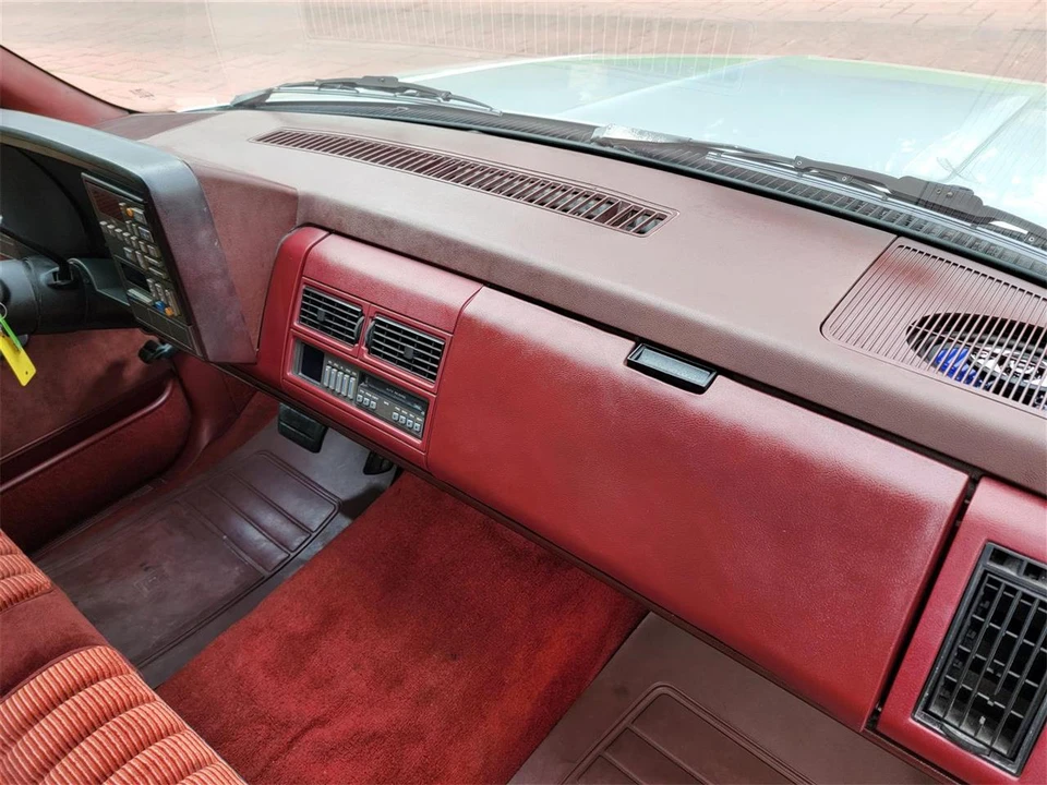 1990 GMC C/K 3rd Gen - Image 25 of 31