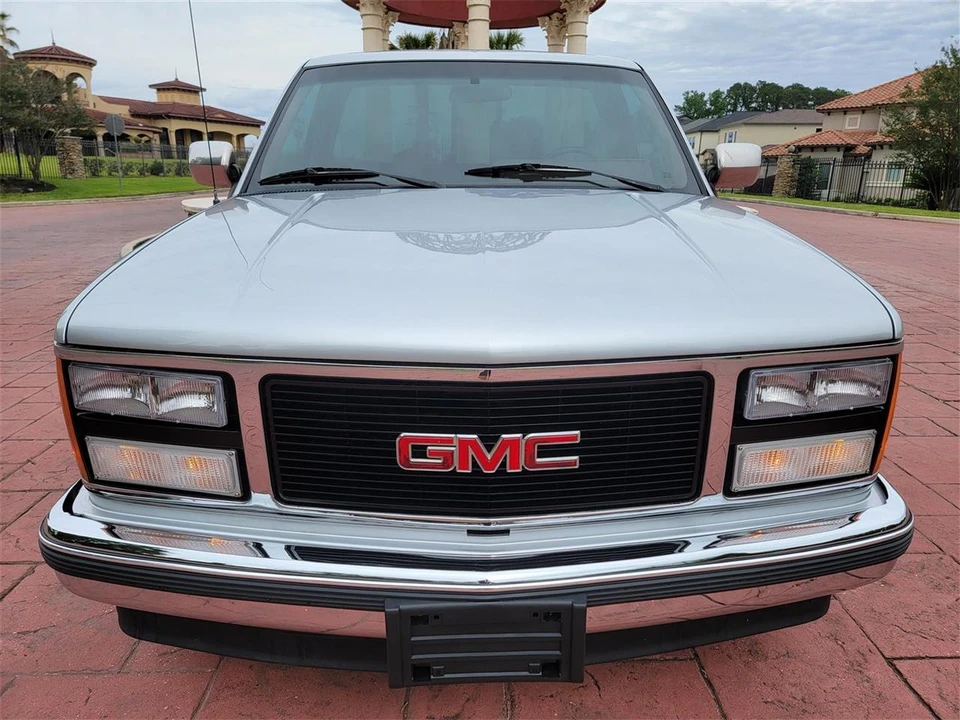 1990 GMC C/K 3rd Gen - Image 5 of 31