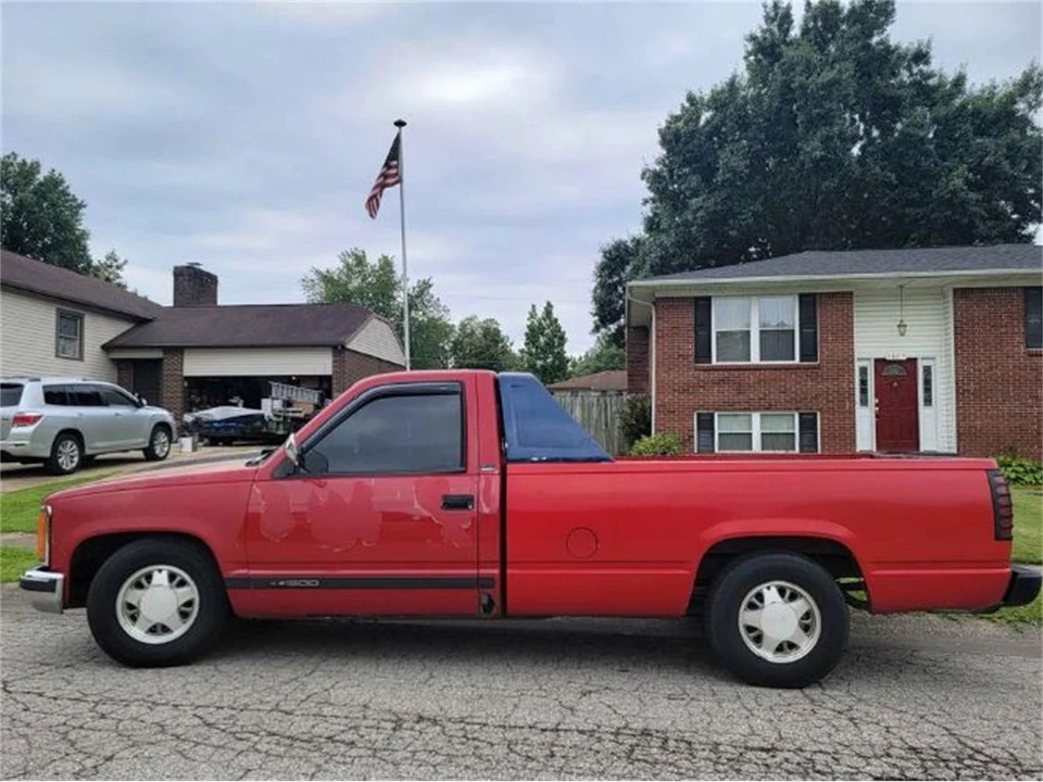 1990 GMC C/K 3rd Gen - Image 9 of 9