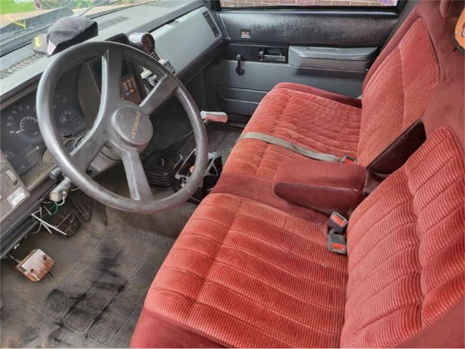 1990 GMC C/K 3rd Gen - Image 5 of 9