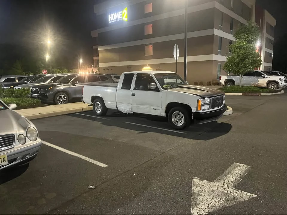 1990 GMC Sierra 1st Gen - Image 3 of 5