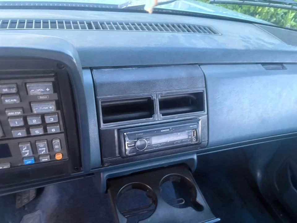 1990 GMC C/K 3rd Gen - Image 4 of 9