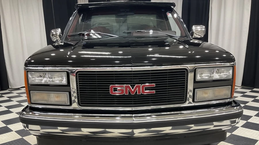1990 GMC Sierra 1st Gen - Image 7 of 12