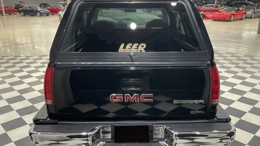 1990 GMC Sierra 1st Gen - Image 8 of 12
