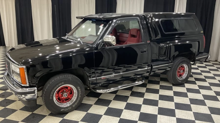 1990 GMC Sierra 1st Gen - Image 9 of 12