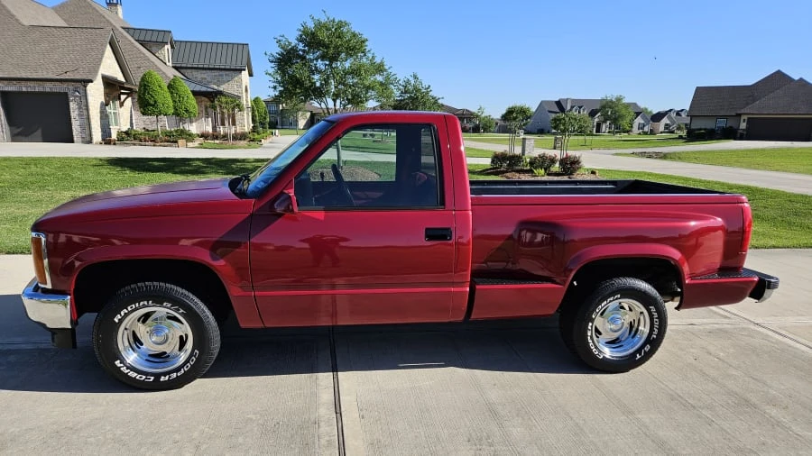 1990 GMC Sierra 1st Gen - Image 2 of 14