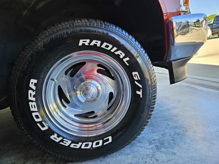 1990 GMC Sierra 1st Gen - Image 8 of 14