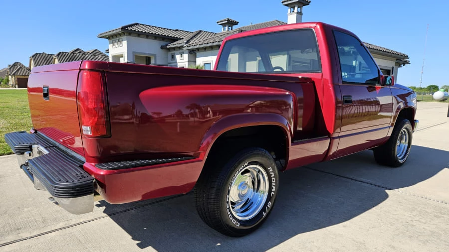1990 GMC Sierra 1st Gen - Image 3 of 14