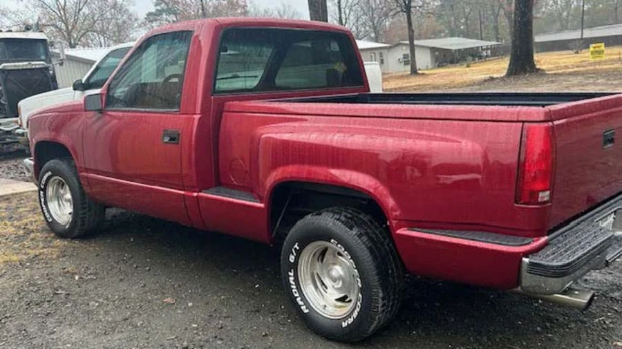 1990 GMC Sierra 1st Gen - Image 7 of 15