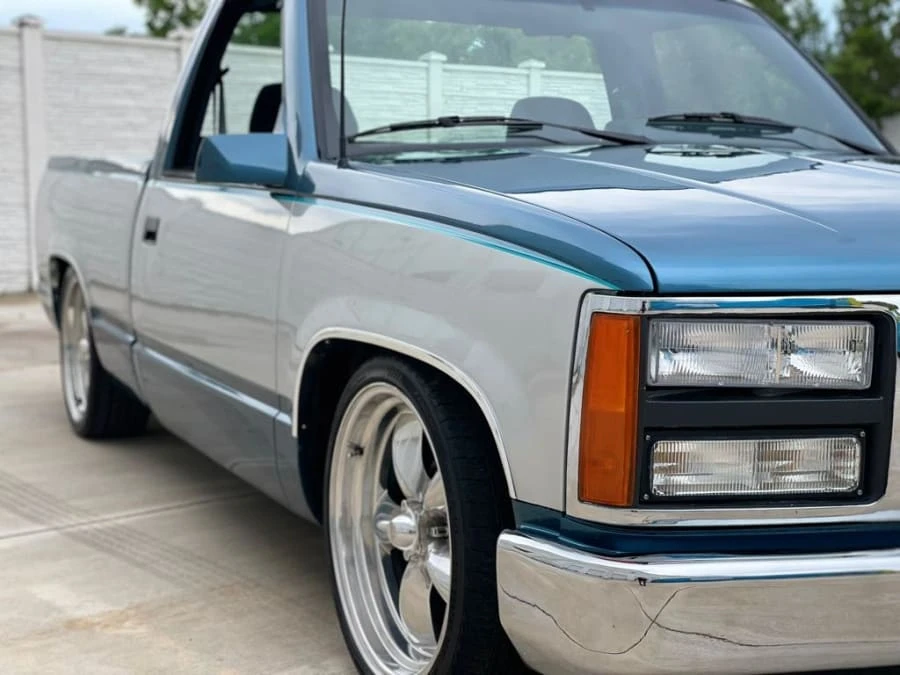 1990 GMC Sierra 1st Gen - Image 10 of 18