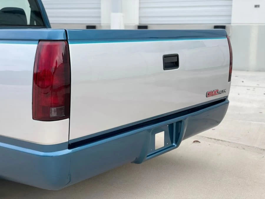 1990 GMC Sierra 1st Gen - Image 6 of 18