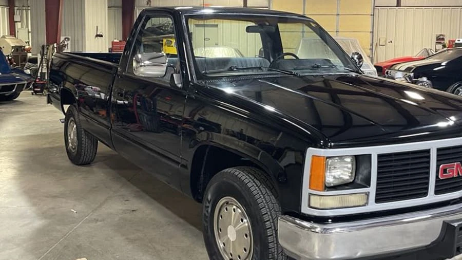 1990 GMC Sierra 1st Gen - Image 4 of 13