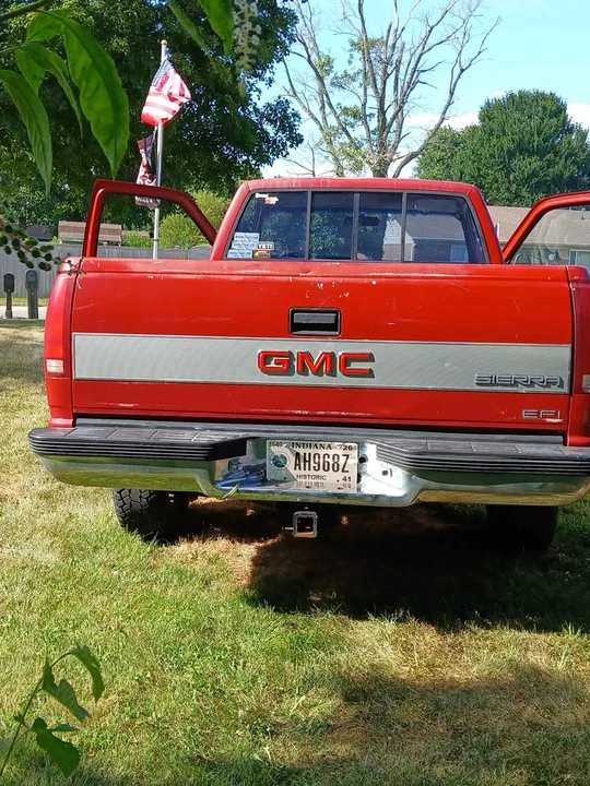 1990 GMC C/K 3rd Gen - Image 4 of 10