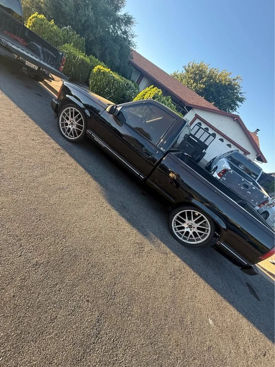 1990 GMC C/K 3rd Gen - Image 4 of 4