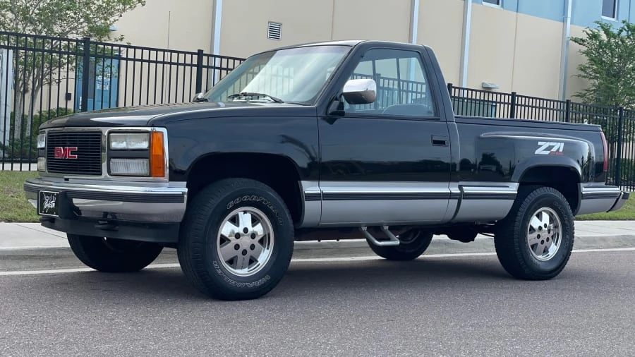 1990 GMC Sierra 1st Gen - Image 5 of 8