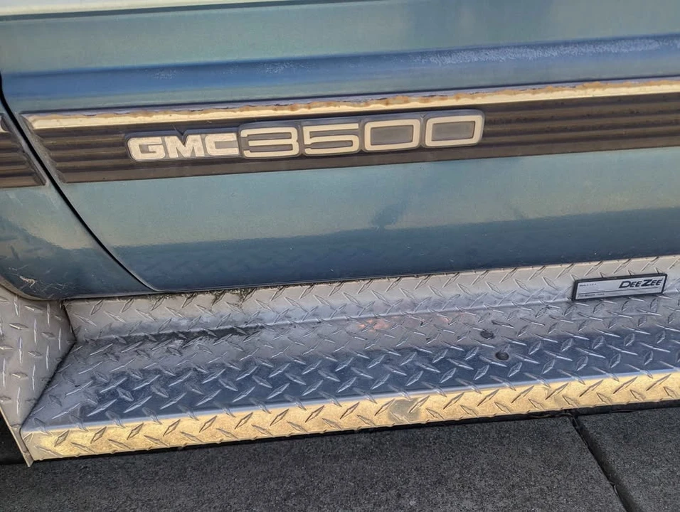 1990 GMC C/K 3rd Gen - Image 16 of 17