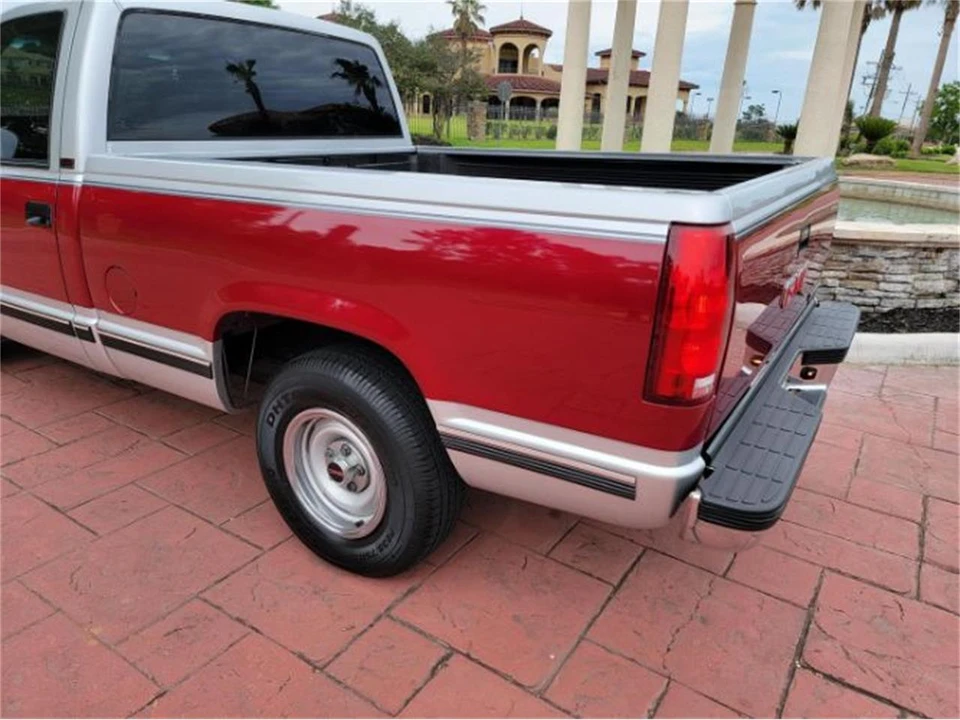 1990 GMC C/K 3rd Gen - Image 4 of 30