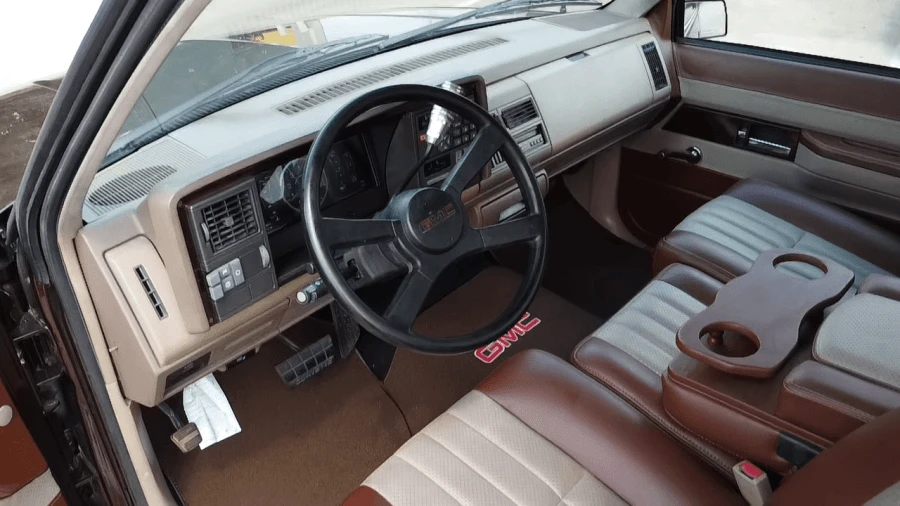 1990 GMC Sierra 1st Gen - Image 11 of 18