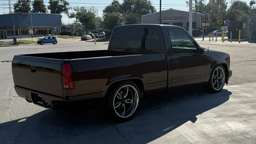 1990 GMC Sierra 1st Gen - Image 10 of 18