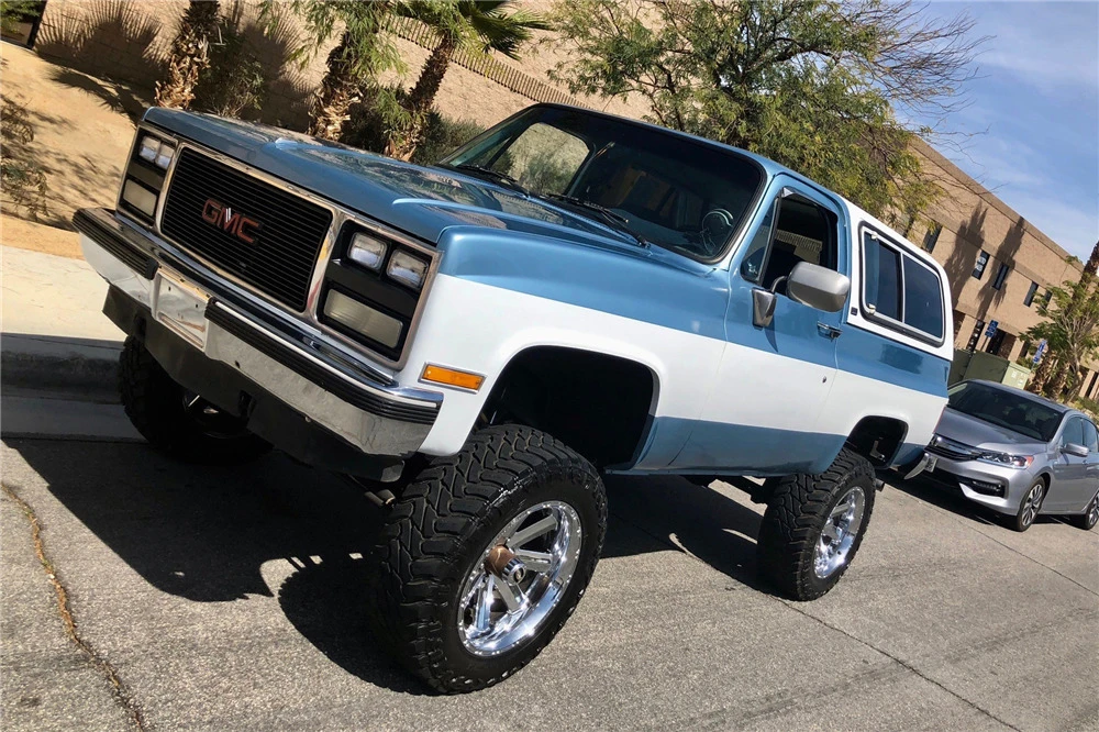 1990 GMC Jimmy 2nd Gen - Image 2 of 8