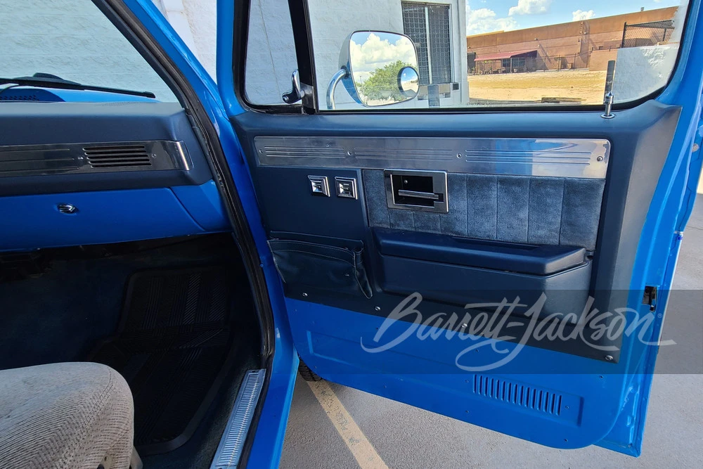 1990 GMC Jimmy 2nd Gen - Image 10 of 15
